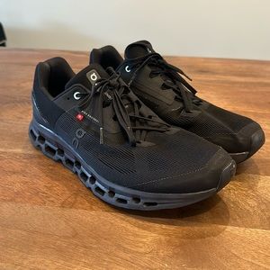 On Cloud Cloud Stratus Size 11.5